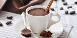Cải thiện sức khỏe tim mạch với bột cacao , trái cây và trà